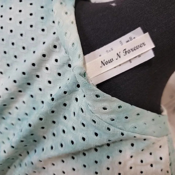 WHITE Turquoise Marble Dye Eyelet See Through Casual Short Sleeve Light Top L - Picture 5 of 6